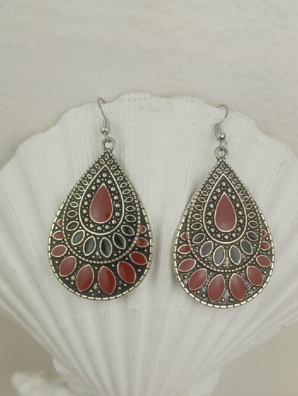 🌻3 for $15 Boho Style Silver Red & Black Enamel Teardrop Earrings